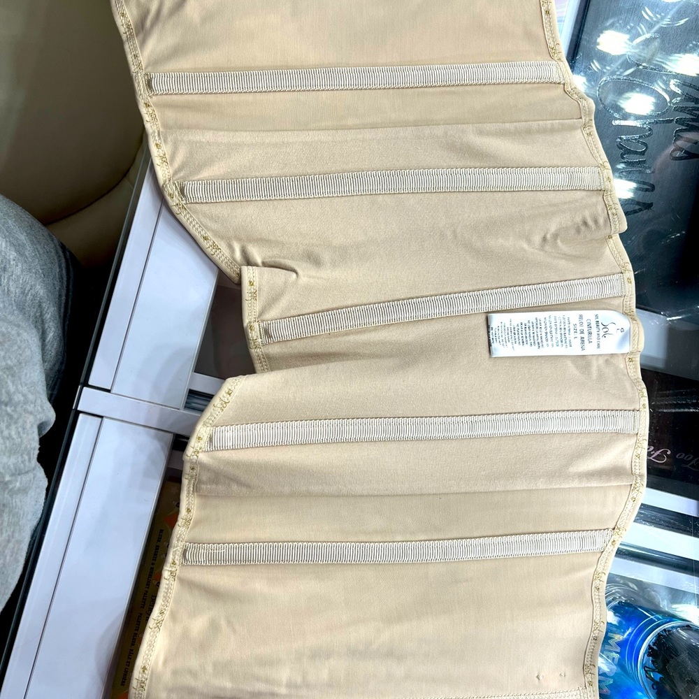 Colombian hourglass waist girdle